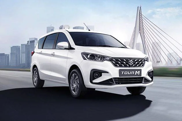 Ertiga MPV taxi Varanasi